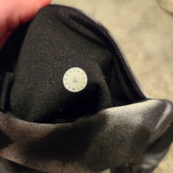 Lululemon Train Times 7/8 Pants Blush Blossom Alpine White Black 4 - Picture 6 of 6